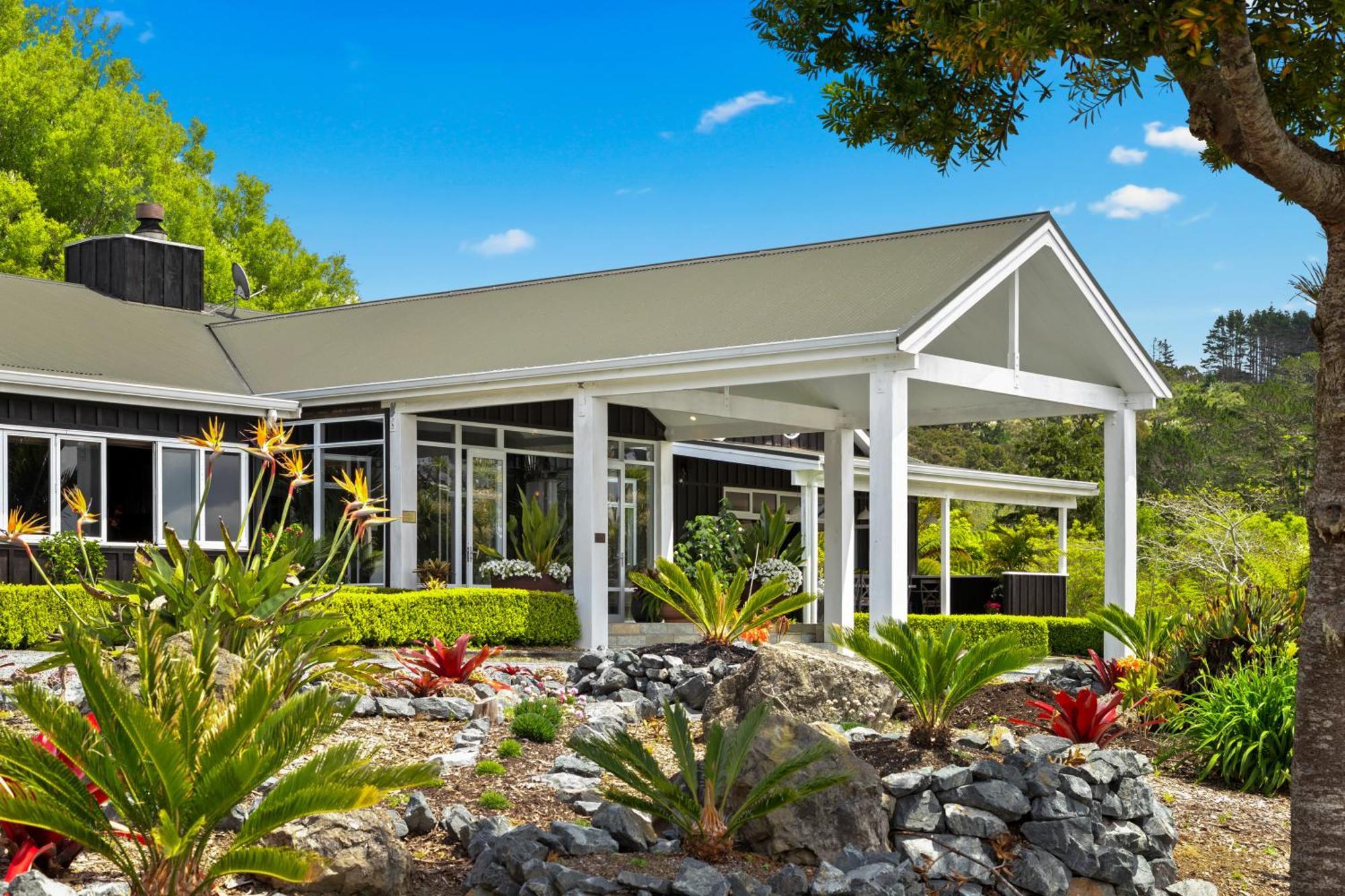 Woodhouse Mountain Lodge Warkworth Ngoại thất bức ảnh